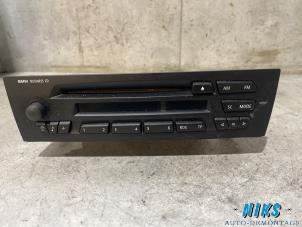 Gebruikte Radio BMW 3 serie (E90) 325i 24V Prijs op aanvraag aangeboden door Niks autodemontage