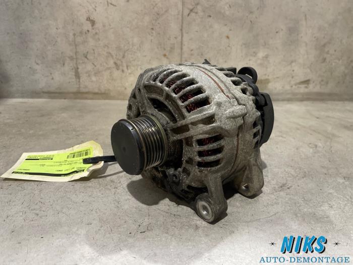 Dynamo from a Peugeot 307 SW (3H) 2.0 HDi 90 2003