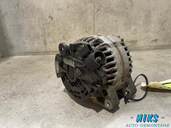 Dynamo from a Peugeot 307 SW (3H) 2.0 HDi 90 2003