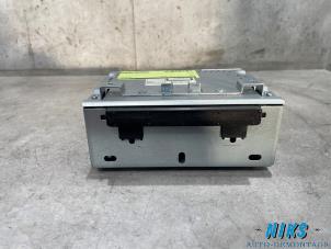 Begagnade Radio Ford Fiesta 6 (JA8) 1.25 16V Pris på förfrågan erbjuds av Niks autodemontage