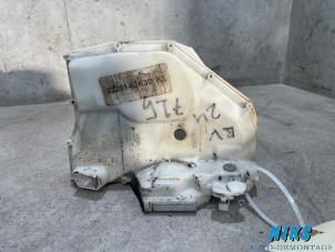 Używane Mechanizm blokady drzwi prawych wersja 2-drzwiowa Suzuki Swift (ZA/ZC/ZD1/2/3/9) 1.3 VVT 16V Cena na żądanie oferowane przez Niks autodemontage