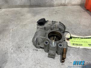 Gebruikte Gasklephuis Opel Corsa C (F08/68) 1.2 16V Prijs op aanvraag aangeboden door Niks autodemontage