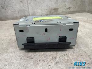 Gebrauchte Radio Ford Fiesta 6 (JA8) 1.25 16V Preis auf Anfrage angeboten von Niks autodemontage