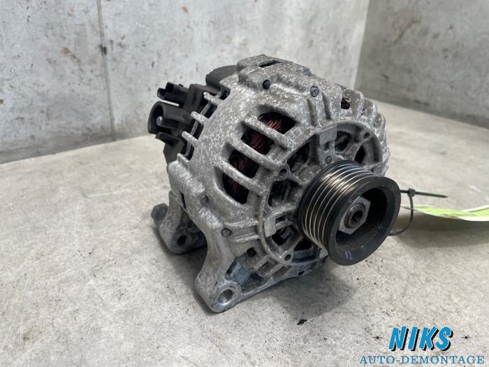 Dynamo from a Peugeot 206 (2A/C/H/J/S) 1.6 16V 2002