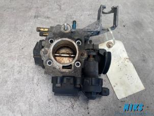 Gebruikte Gasklephuis Opel Corsa B (73/78/79) 1.2i 16V Prijs op aanvraag aangeboden door Niks autodemontage