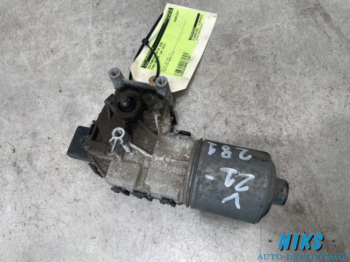 Ruitenwissermotor voor van een Ford Mondeo IV Wagon 2.0 TDCi 115 16V 2010