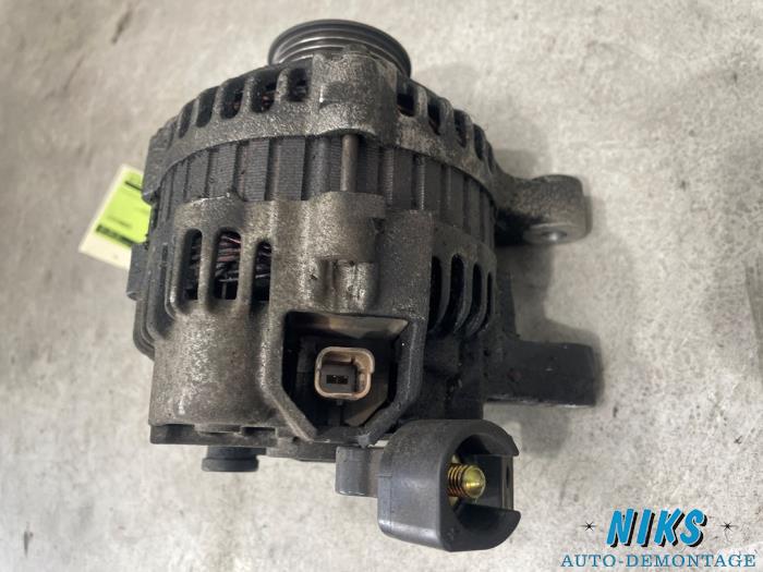 Dynamo van een Peugeot 206 (2A/C/H/J/S) 1.4 XR,XS,XT,Gentry 2001