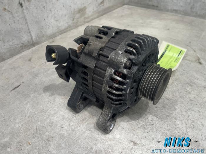 Dynamo van een Peugeot 206 (2A/C/H/J/S) 1.4 XR,XS,XT,Gentry 2001