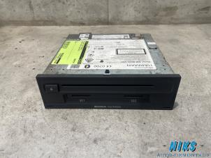 Gebruikte Regelunit Multi Media Skoda Octavia Combi (5EAC) 2.0 TDI GreenTec 16V Prijs op aanvraag aangeboden door Niks autodemontage