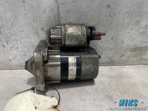 Begagnade Startmotor Renault Scénic II (JM) 1.6 16V Pris på förfrågan erbjuds av Niks autodemontage