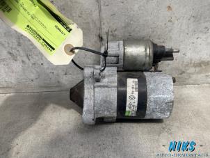 Begagnade Startmotor Renault Megane III Berline (BZ) 1.6 16V Pris på förfrågan erbjuds av Niks autodemontage