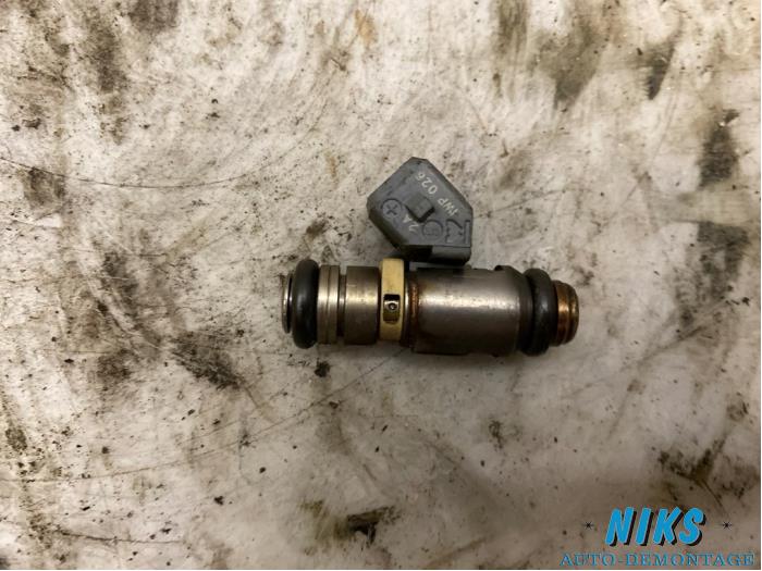 Injecteur (injection essence) d'un Renault Clio 2001