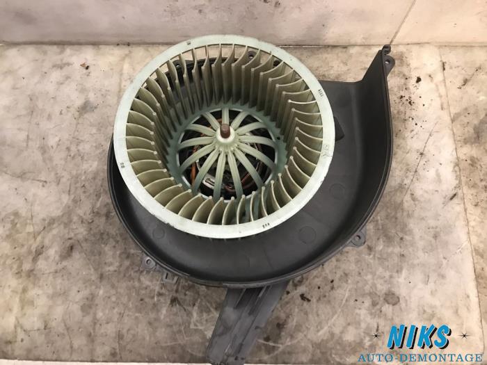 Heating and ventilation fan motor from a Skoda Fabia 2000