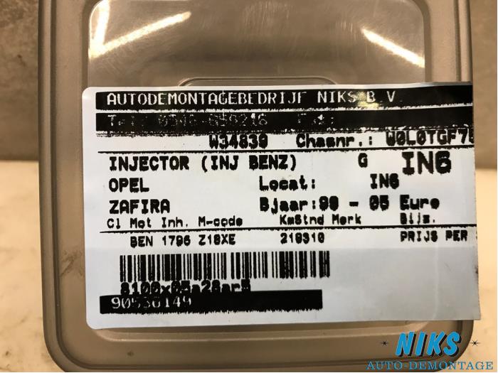 Insprutare (bensin) från en Opel Zafira (F75) 1.8 16V 2002