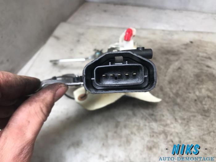 Door lock mechanism 2-door, left from a Toyota Aygo 2012