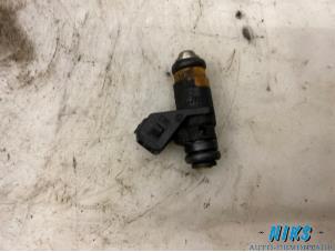 Gebrauchte Injektor (Benzineinspritzung) Renault Clio Preis auf Anfrage angeboten von Niks autodemontage