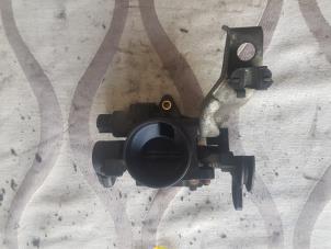 Begagnade Spjällhus Daihatsu Sirion 2 (M3) 1.0 12V DVVT Pris € 50,00 Marginaltabell erbjuds av Autosloopbedrijf H.C.Stouten