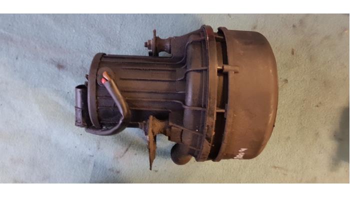 Avgaspump från en BMW 3 serie Touring (E46/3) 318i 16V 2004