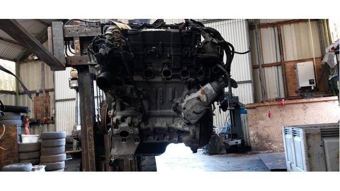 Motor van een Ford Focus 2 Wagon 1.6 TDCi 16V 100 2008