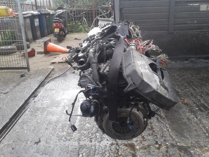 Motor van een Ford Focus 2 Wagon 1.6 TDCi 16V 100 2008