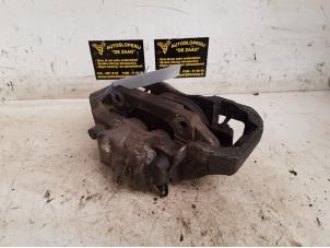 Gebruikte Remklauw (Tang) rechts-voor BMW 5 serie Touring (E61) 535d 24V Prijs € 65,00 Margeregeling aangeboden door Autodemontage de Zaag