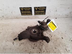 Gebruikte Fusee rechts-voor Citroen C4 Coupé (LA) 1.6 16V Prijs € 30,00 Margeregeling aangeboden door Autodemontage de Zaag