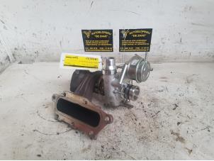 Używane Turbo Renault Clio IV (5R) 0.9 Energy TCE 90 12V Cena € 250,00 Procedura marży oferowane przez Autodemontage de Zaag