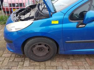 Gebruikte Spatbord links-voor Peugeot 207/207+ (WA/WC/WM) 1.4 16V VTi Prijs € 70,00 Margeregeling aangeboden door Autodemontage de Zaag