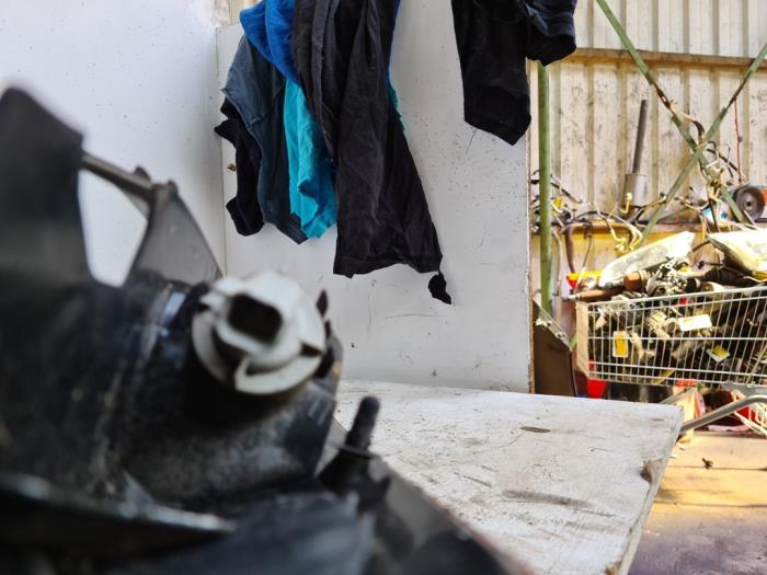 Achterlicht rechts van een Ford Focus 2 1.6 16V 2005