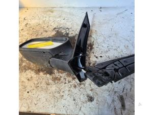 Gebruikte Spiegel Buiten links Ford Focus C-Max 1.6 16V Prijs € 30,00 Margeregeling aangeboden door Autodemontage de Zaag