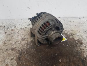 Gebruikte Dynamo Opel Zafira (M75) 1.6 16V Prijs € 35,00 Margeregeling aangeboden door Autodemontage de Zaag