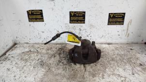 Gebruikte Remklauw (Tang) rechts-voor Ford C-Max (DM2) 1.8 16V Prijs € 20,00 Margeregeling aangeboden door Autodemontage de Zaag