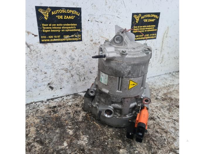 Aircopomp van een Hyundai iX35 (LM) FCEV 2015