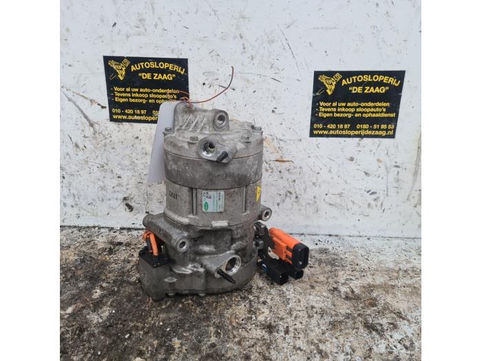 Aircopomp van een Hyundai iX35 (LM) FCEV 2015