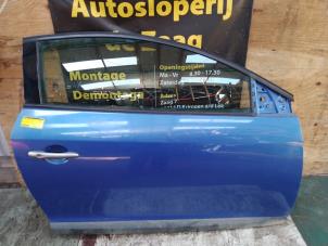 Usagé Portière 2portes droite Renault Megane III Coupe (DZ) 1.5 dCi 110 Prix € 150,00 Règlement à la marge proposé par Autodemontage de Zaag