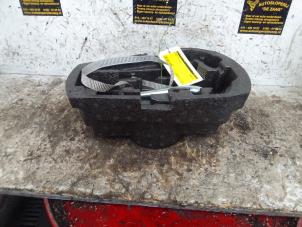 Gebruikte Reservewiel Volkswagen Polo V (6R) 1.2 12V BlueMotion Technology Prijs € 50,00 Margeregeling aangeboden door Autodemontage de Zaag