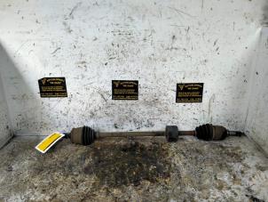 Gebruikte Aandrijfas rechts-voor Fiat 500 (312) 1.2 Prijs € 40,00 Margeregeling aangeboden door Autodemontage de Zaag