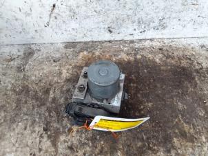 Gebruikte ABS Pomp Opel Corsa III 1.6 16V VXR Turbo Prijs € 150,00 Margeregeling aangeboden door Autodemontage de Zaag