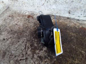 Gebruikte Veiligheidsgordel links-achter BMW 1 serie (E87/87N) 116d 16V Prijs € 35,00 Margeregeling aangeboden door Autodemontage de Zaag