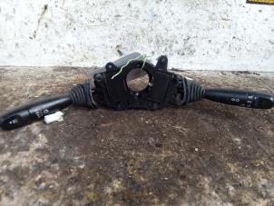 Gebruikte Stuurkolomschakelaar Chevrolet Spark 1.0 16V Prijs € 40,00 Margeregeling aangeboden door Autodemontage de Zaag