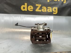 Gebruikte Remklauw (Tang) rechts-achter Landrover Range Rover Sport (LS) 2.7 TDV6 24V Prijs € 50,00 Margeregeling aangeboden door Autodemontage de Zaag