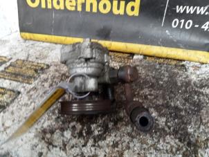 Gebruikte Pomp Servo Kia Picanto (BA) 1.0 12V Prijs € 75,00 Margeregeling aangeboden door Autodemontage de Zaag