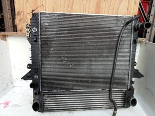 Gebruikte Radiateur Landrover Range Rover Sport (LS) 2.7 TDV6 24V Prijs € 75,00 Margeregeling aangeboden door Autodemontage de Zaag