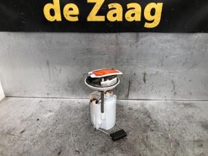 Gebrauchte Benzinpumpe Opel Corsa E 1.4 Turbo 16V Preis € 65,00 Margenregelung angeboten von Autodemontage de Zaag