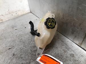 Gebruikte Expansievat Opel Corsa E 1.4 Turbo 16V Prijs € 10,00 Margeregeling aangeboden door Autodemontage de Zaag