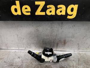 Gebruikte Combischakelaar Stuurkolom Nissan Micra (K12) 1.2 16V Prijs € 35,00 Margeregeling aangeboden door Autodemontage de Zaag