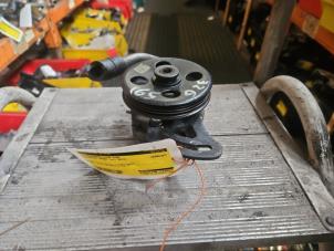 Gebruikte Pomp Servo Chevrolet Spark (M300) 1.0 16V Bifuel Prijs € 70,00 Margeregeling aangeboden door Autodemontage de Zaag