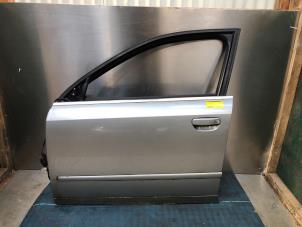Gebruikte Portier 4Deurs links-voor Audi A4 Avant (B6) 3.0 V6 30V Quattro Prijs € 50,00 Margeregeling aangeboden door Autodemontage de Zaag