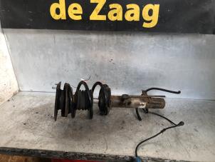 Gebruikte Mac Phersonpoot rechts-voor Mini Mini Cooper S (R53) 1.6 16V Prijs € 40,00 Margeregeling aangeboden door Autodemontage de Zaag