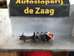 Gebruikte Veerpoot rechts-voor Chevrolet Matiz (M200) 1.0 Prijs € 30,00 Margeregeling aangeboden door Autodemontage de Zaag